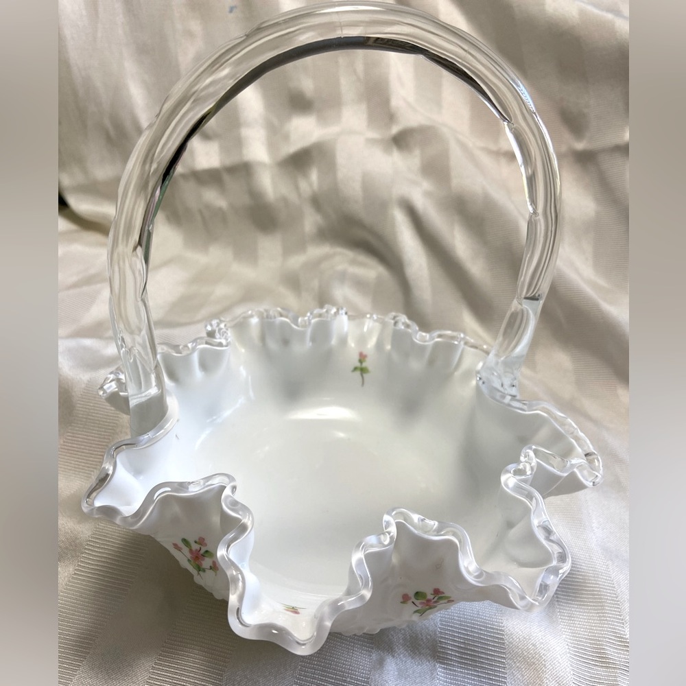 Vintage Silvercrest Violets in the Snow Fenton Basket